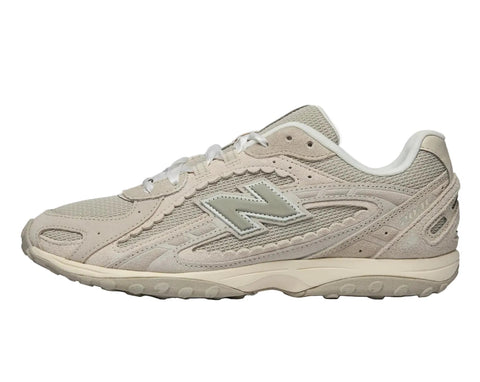 New Balance 204L SEA SALT